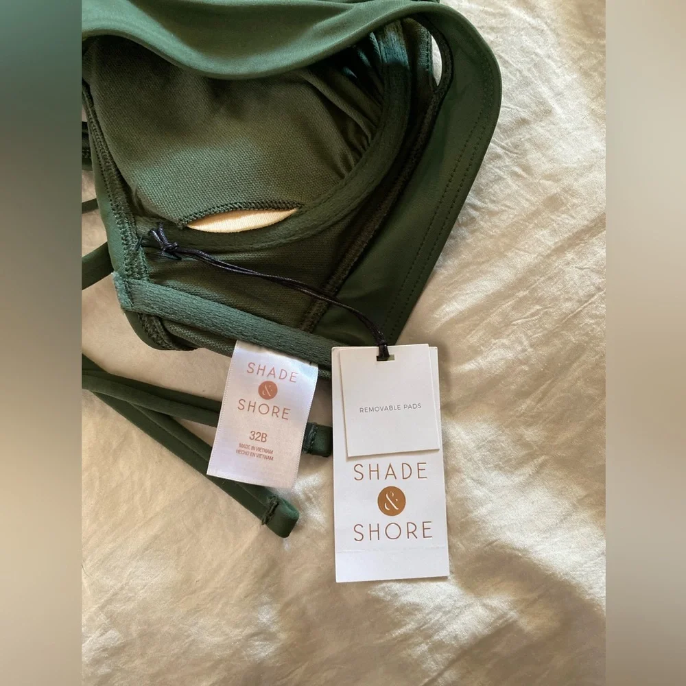 Shade & Shore Green Bra with Adjustable Straps - Picture 4 of 4